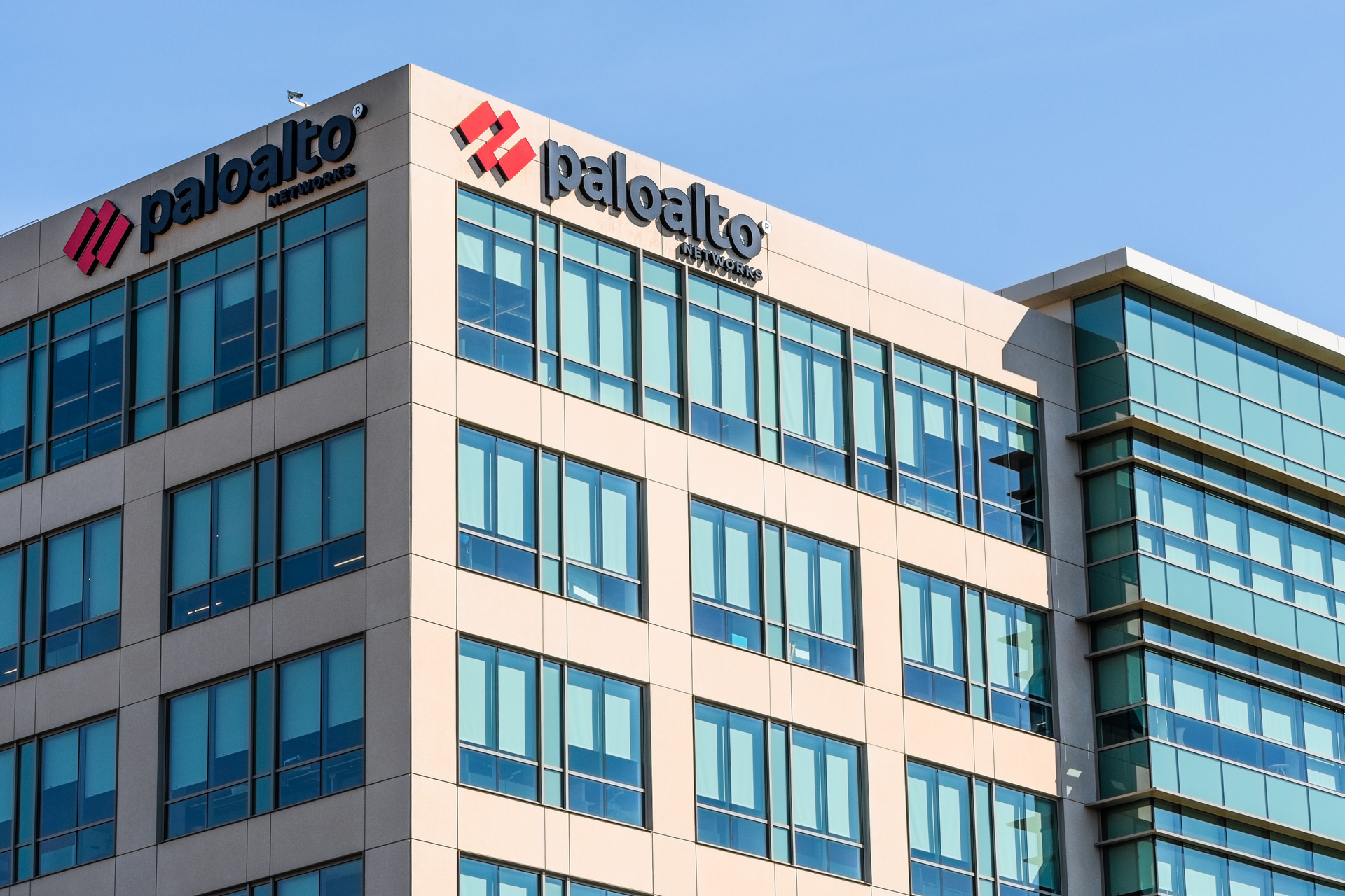 CVE-2026-0300: Zero-Day Exploited in Palo Alto Networks Firewalls
