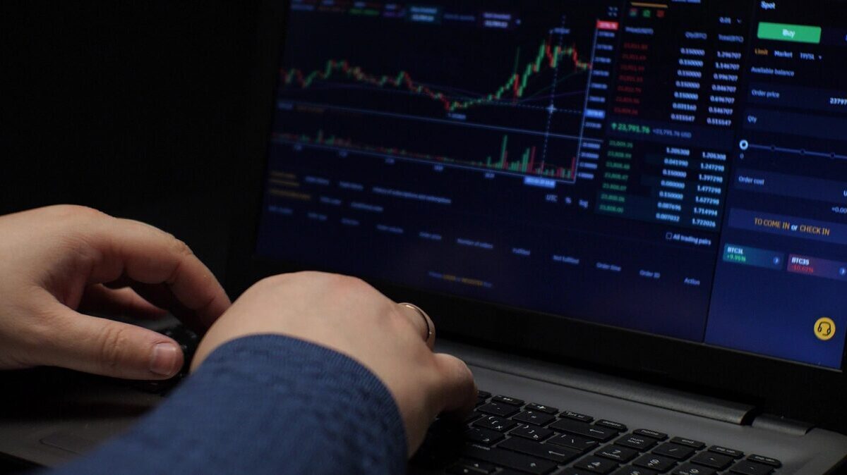 Uni-App Framework Used in 200,000 Scam Sites