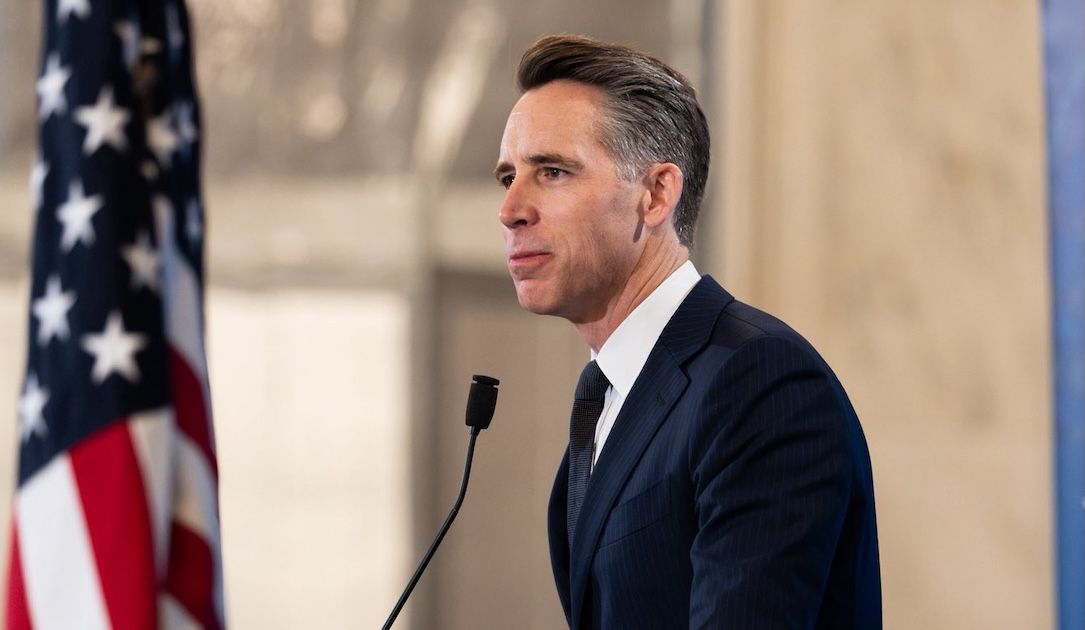 Bipartisan Bills Target ALPR Surveillance as Flock Faces Congressional Scrutiny